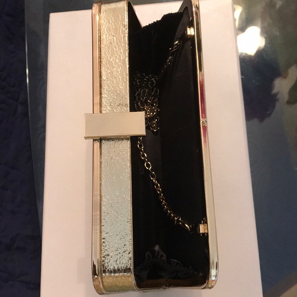 Handbag - Picture 2 of 2